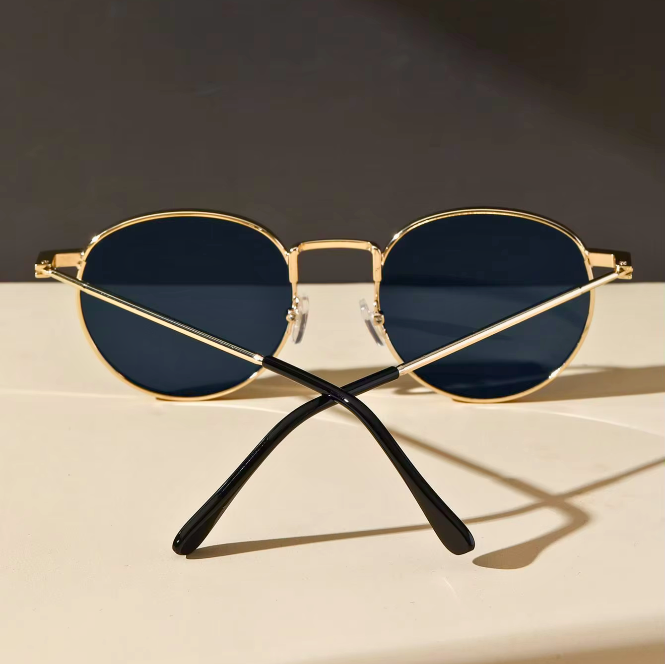 Vintage Round Frame Sunglasses