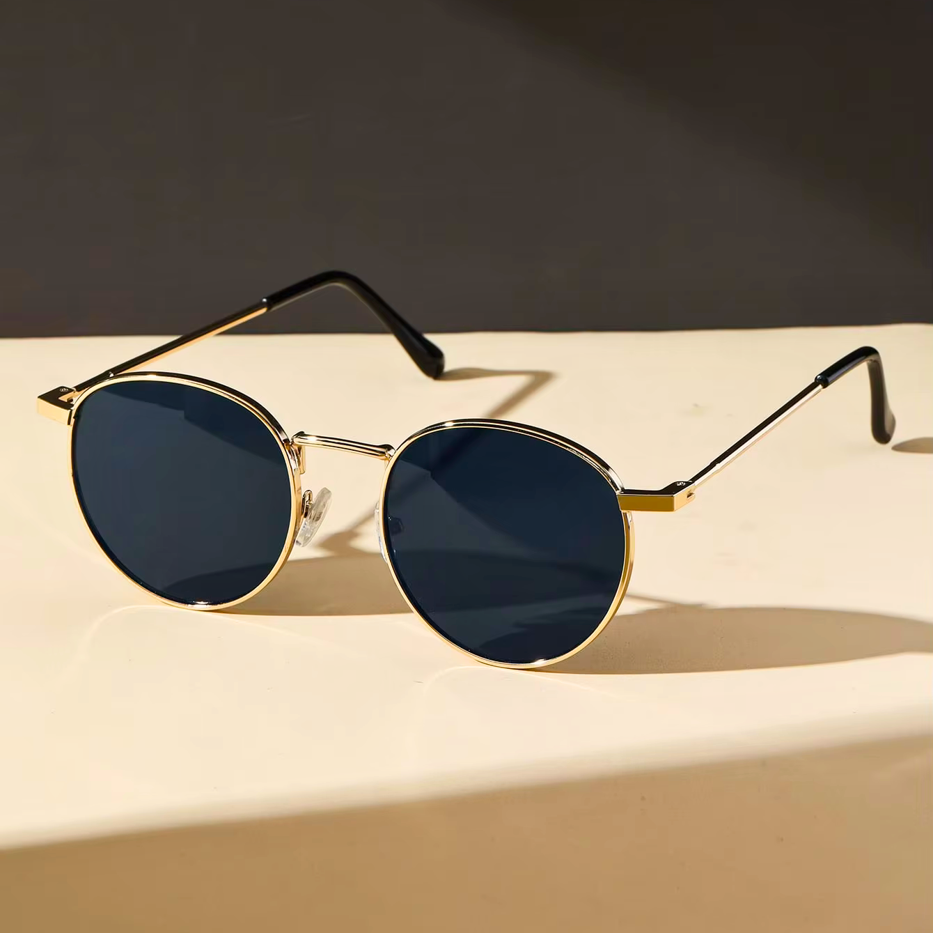 Vintage Round Frame Sunglasses